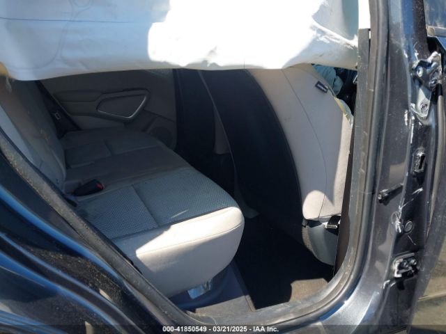 KNDJ23AU6P7878387 KIA SOUL LX