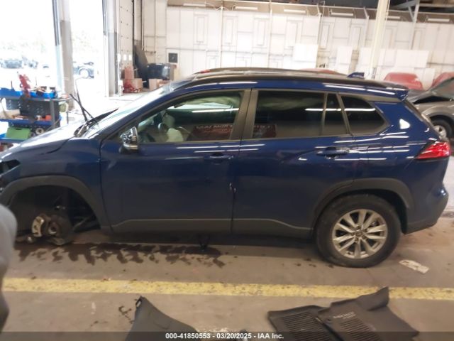 7MUBAABG4NV031977 Toyota Corolla Cross Le