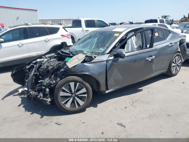 1N4BL4DV8NN381738 Nissan Altima Sv Fwd