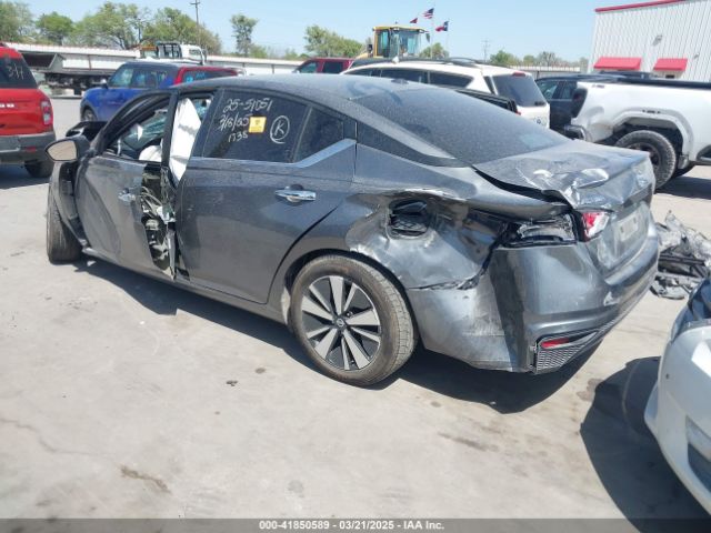 1N4BL4DV8NN381738 Nissan Altima Sv Fwd