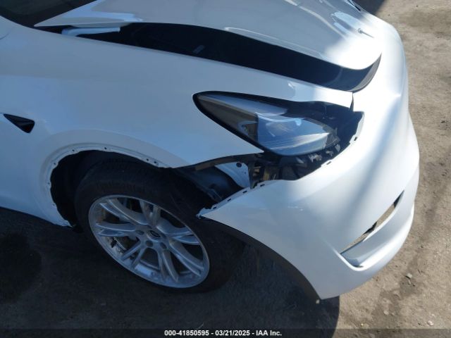 7SAYGDEE9RA259630 Tesla Model Y Long Range Dual Motor All-wheel Drive
