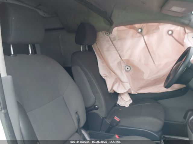3N6CM0KN3KK700386 Nissan Nv200 S