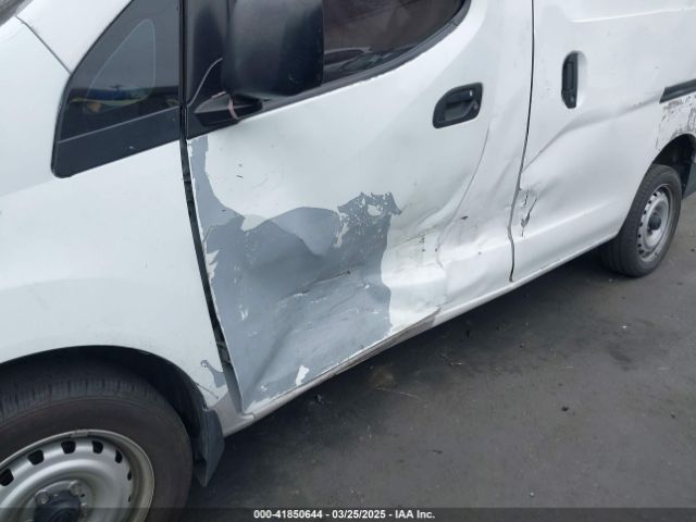 3N6CM0KN3KK700386 Nissan Nv200 S