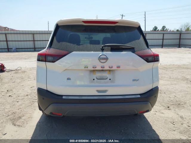 5N1BT3BA0PC848097 Nissan Rogue Sv Fwd