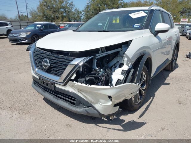 5N1BT3BA0PC848097 Nissan Rogue Sv Fwd