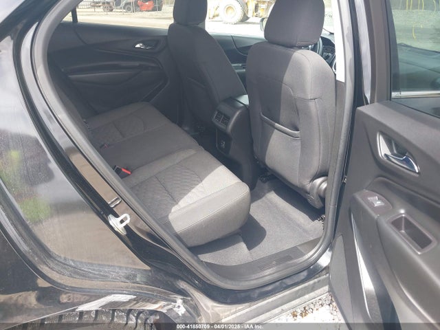 2GNAXUEV0K6286221 Chevrolet EQUINOX LT