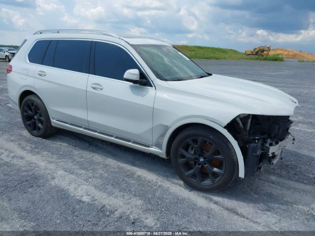 2020 BMW X7 5UXCW2C09L9A03600