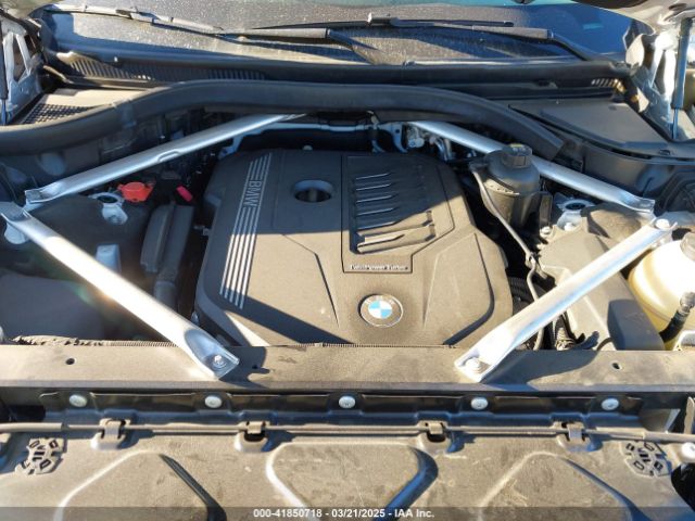 2020 BMW X7 5UXCW2C09L9A03600 Photo 9