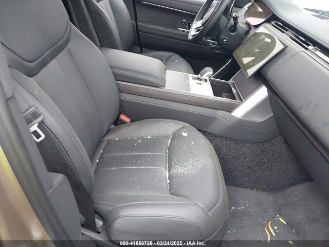 SALKPBFU9SA285037 Land Rover Range Rover P400 Se 7 Seat