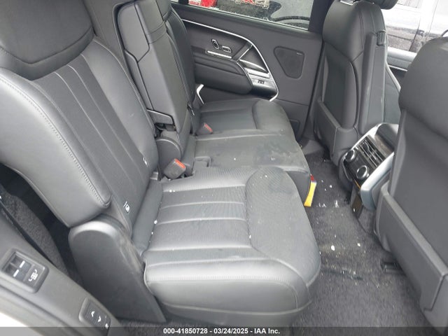 SALKPBFU9SA285037 Land Rover Range Rover P400 Se 7 Seat