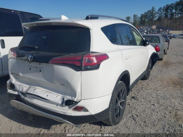 JTMNFREV7HJ140792 Toyota RAV4 SE
