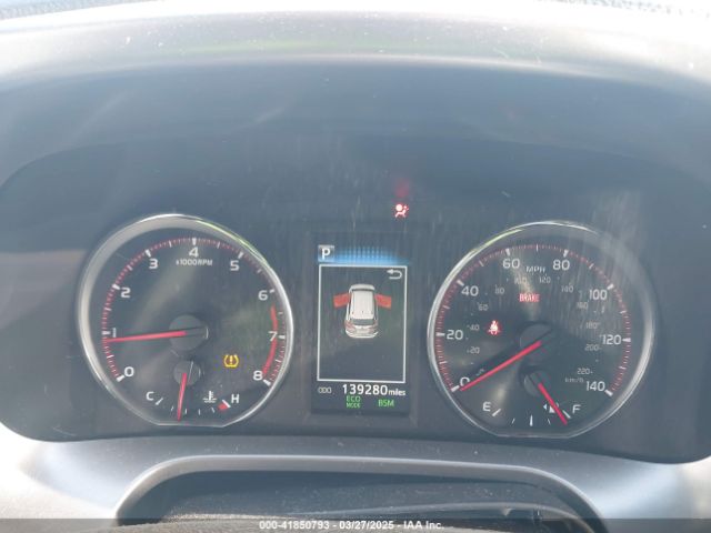 JTMNFREV7HJ140792 Toyota RAV4 SE