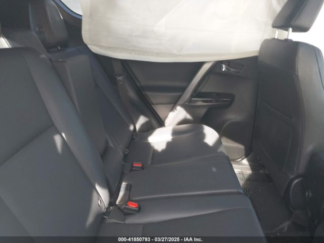 JTMNFREV7HJ140792 Toyota RAV4 SE