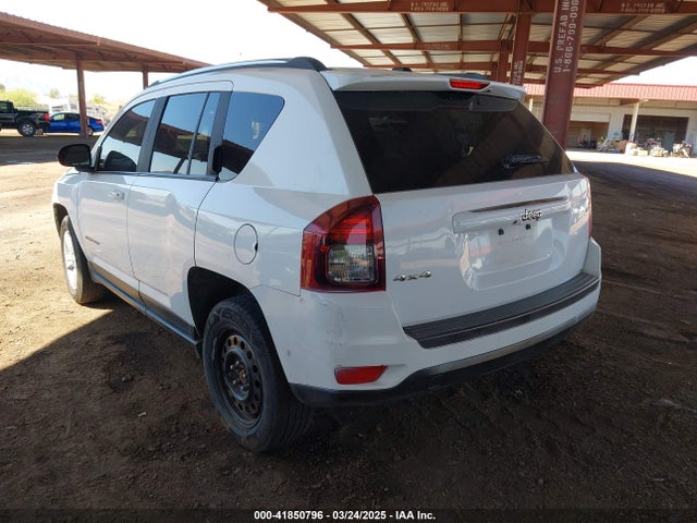 Jeep Compass 2014 1C4NJDBB3ED622357 Image 3