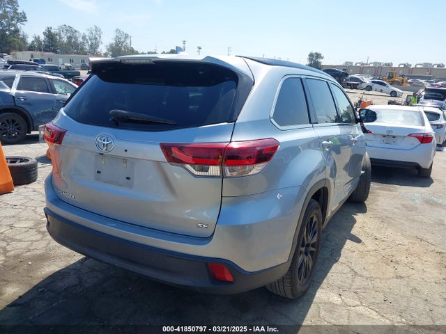5TDKZRFH1KS567284 Toyota Highlander Se