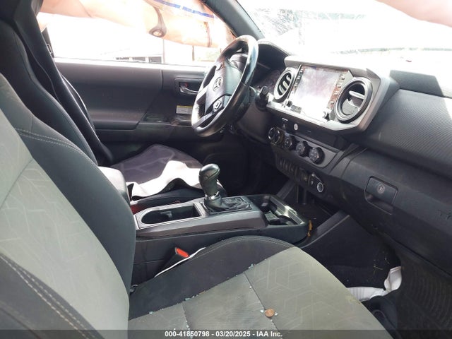 5TFSZ5AN2LX222685 Toyota Tacoma Sr5 V6