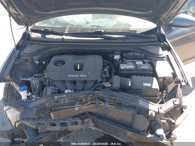 5NPD84LF3JH248832 Hyundai ELANTRA SEL