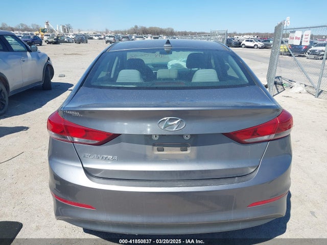 5NPD84LF3JH248832 Hyundai ELANTRA SEL