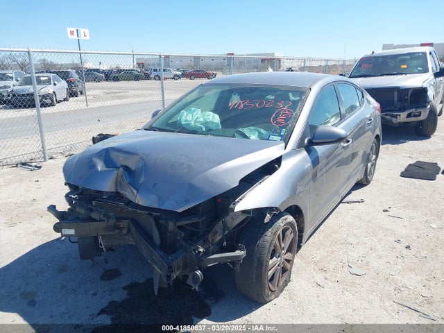 5NPD84LF3JH248832 Hyundai ELANTRA SEL