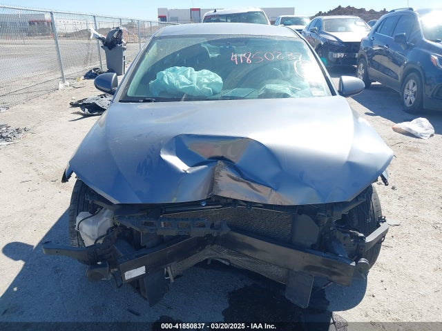 5NPD84LF3JH248832 Hyundai ELANTRA SEL