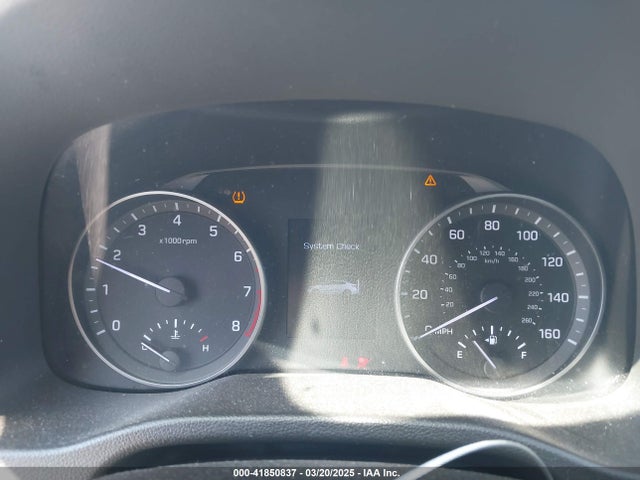 5NPD84LF3JH248832 Hyundai ELANTRA SEL