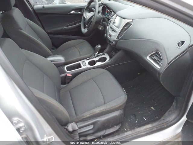 1G1BC5SM1H7135416 Chevrolet Cruze Ls Auto