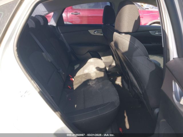 3KPF24AD0NE474123 KIA Forte Lxs