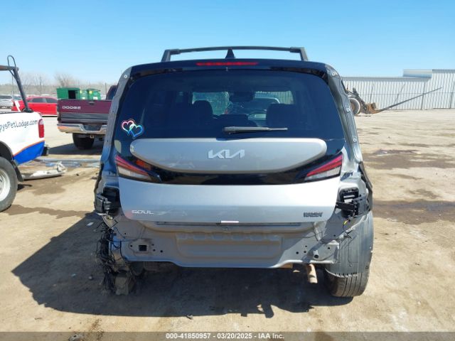 KNDJ23AU6P7856986 KIA SOUL LX