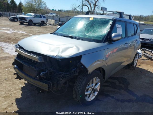 KNDJ23AU6P7856986 KIA SOUL LX