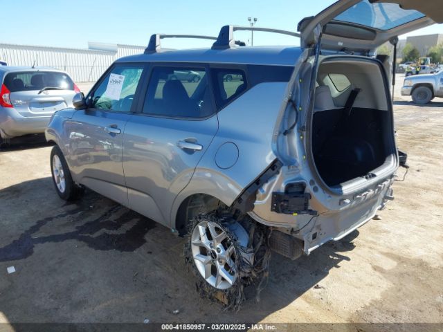 KNDJ23AU6P7856986 KIA SOUL LX