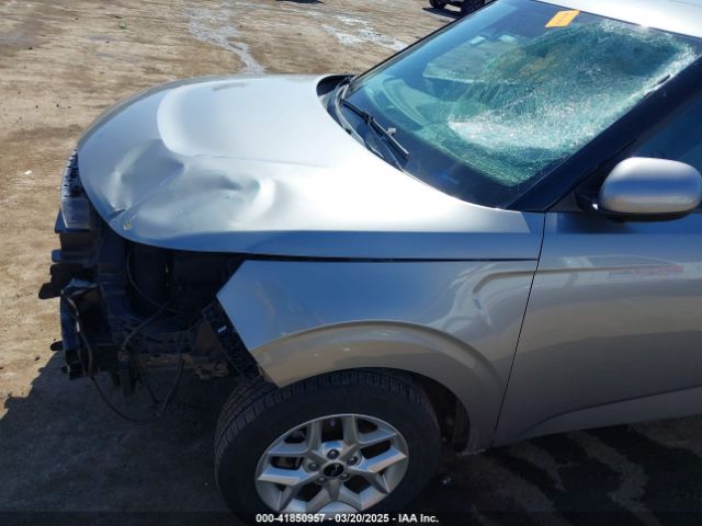 KNDJ23AU6P7856986 KIA SOUL LX