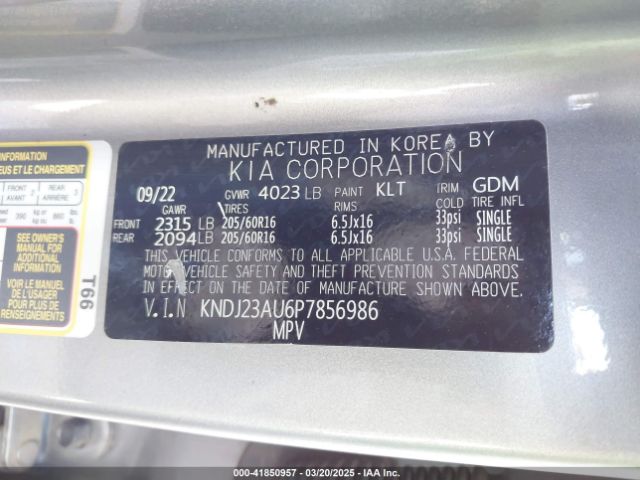 KNDJ23AU6P7856986 KIA SOUL LX