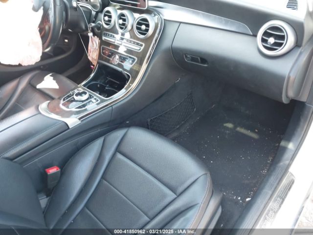 55SWF4JB9JU270992 Mercedes-Benz C 300