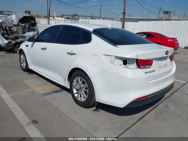 5XXGT4L34GG120556 KIA Optima Lx