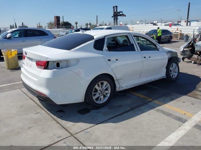5XXGT4L34GG120556 KIA Optima Lx