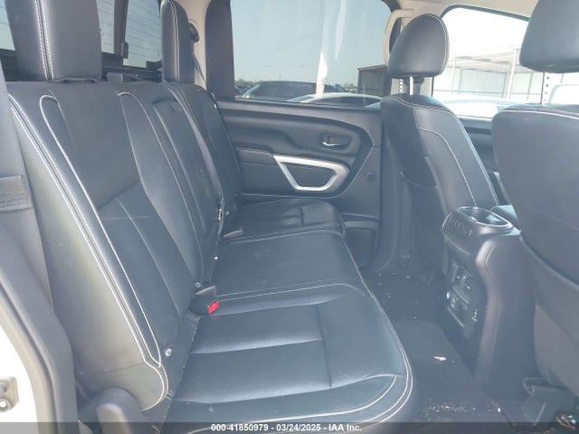 2019 NISSAN TITAN XD 1N6BA1F46KN533916 Photo 7