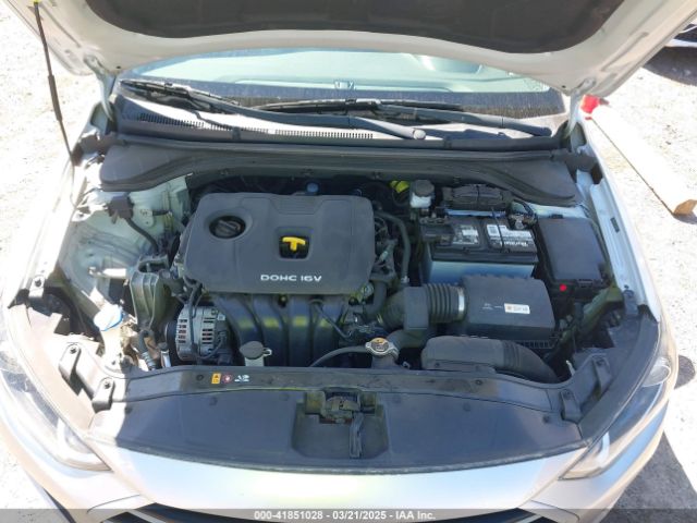 5NPD84LF4JH298087 Hyundai ELANTRA SEL
