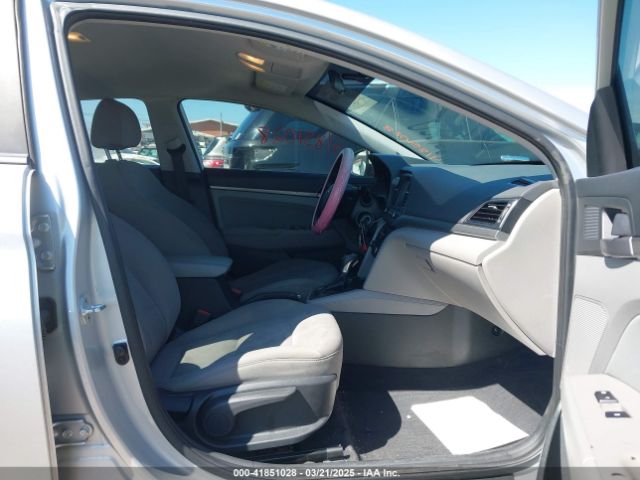 5NPD84LF4JH298087 Hyundai ELANTRA SEL