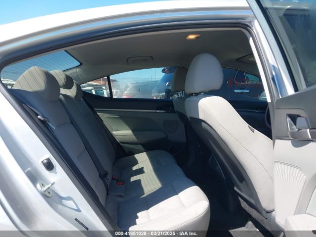 5NPD84LF4JH298087 Hyundai ELANTRA SEL