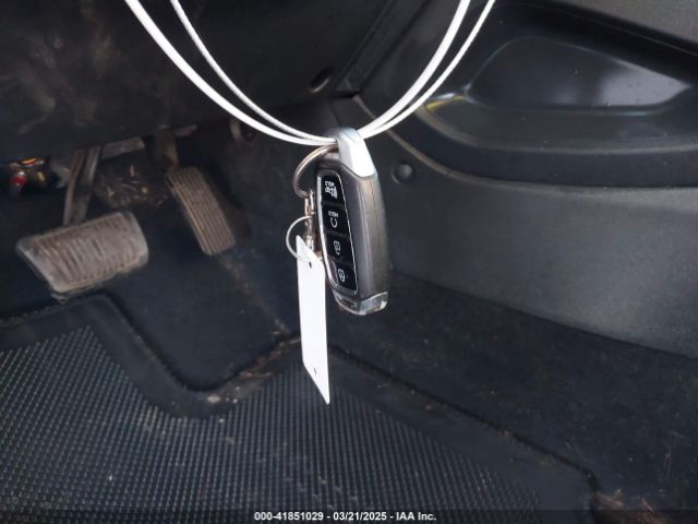 KM8K62AB5PU008497 Hyundai Kona Sel