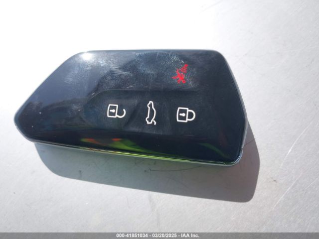 1V2CMPE88PC011313 Volkswagen ID.4 PRO