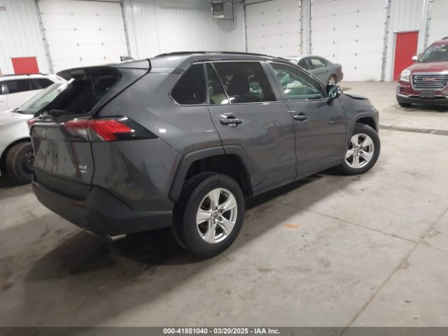2T3P1RFV3MW238302 Toyota Rav4 Xle