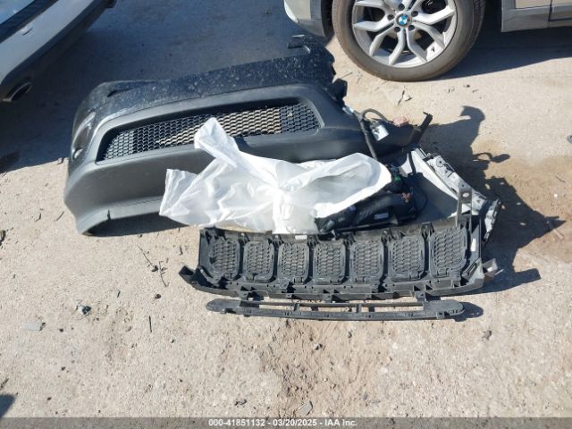 3C4NJCBB6JT407411 Jeep Compass Altitude Fwd