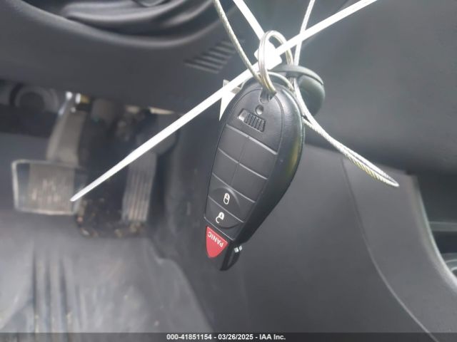 1C4PJLCB8KD366438 Jeep Cherokee Latitude Fwd