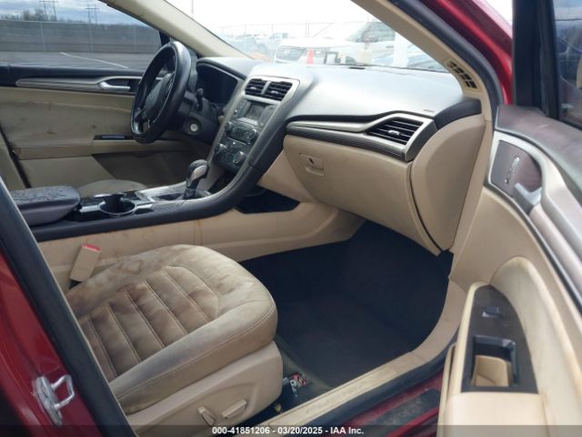 1FA6P0H75F5105044 Ford FUSION SE