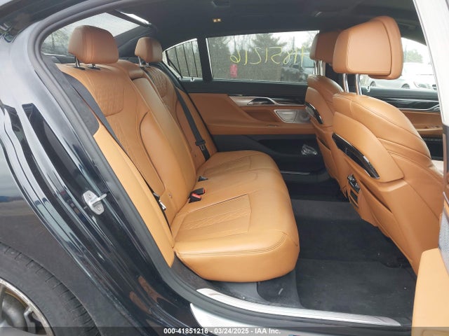 WBA7F2C53GG416834 BMW 750i Xdrive