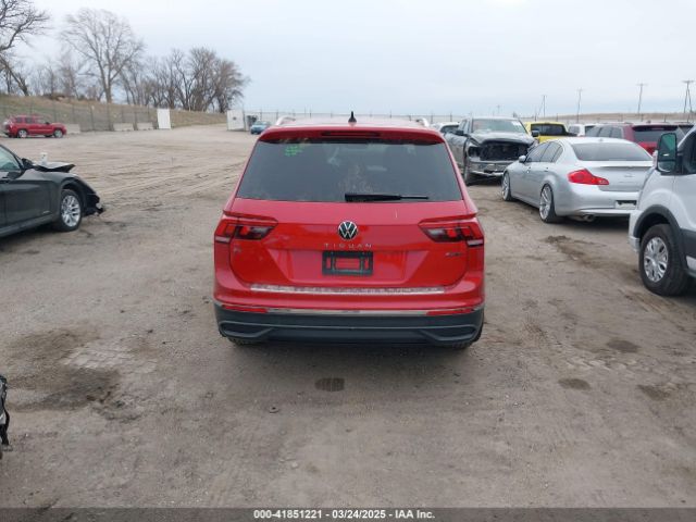 3VV2B7AX2NM087171 Volkswagen Tiguan 2.0t Se