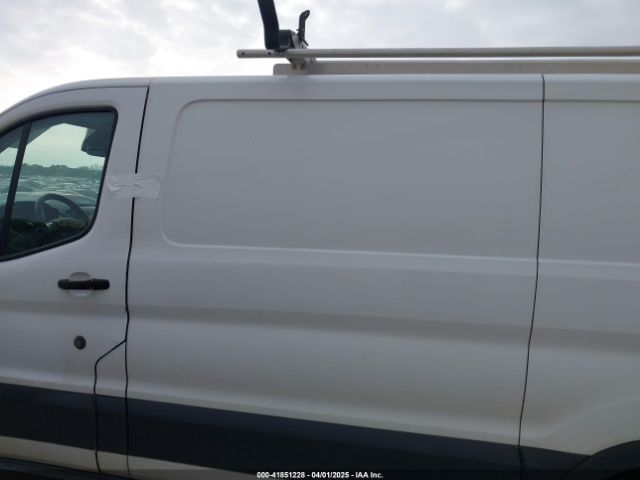 1FTYE1YM1KKA96827 Ford Transit-150