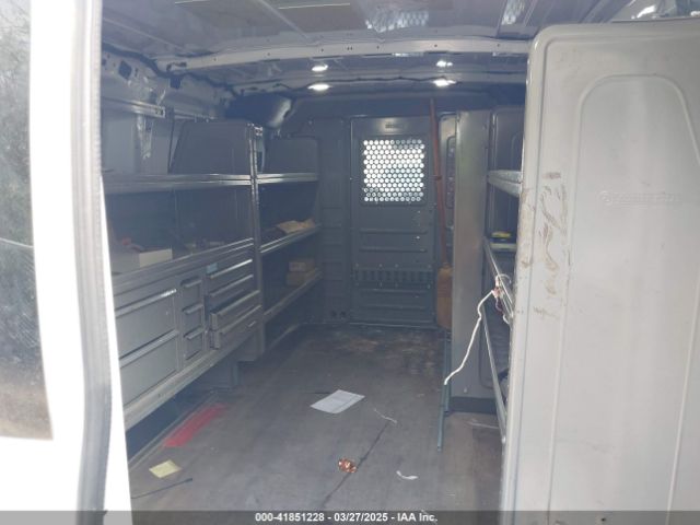 1FTYE1YM1KKA96827 Ford Transit-150