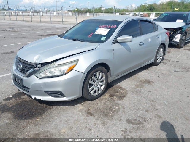 1N4AL3AP2HC169123 Nissan Altima 2.5 S